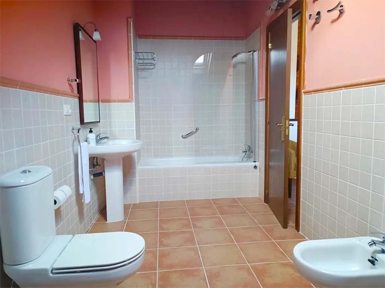 Apartamentos Jaca Mirador De Badaguas 3000 المظهر الخارجي الصورة