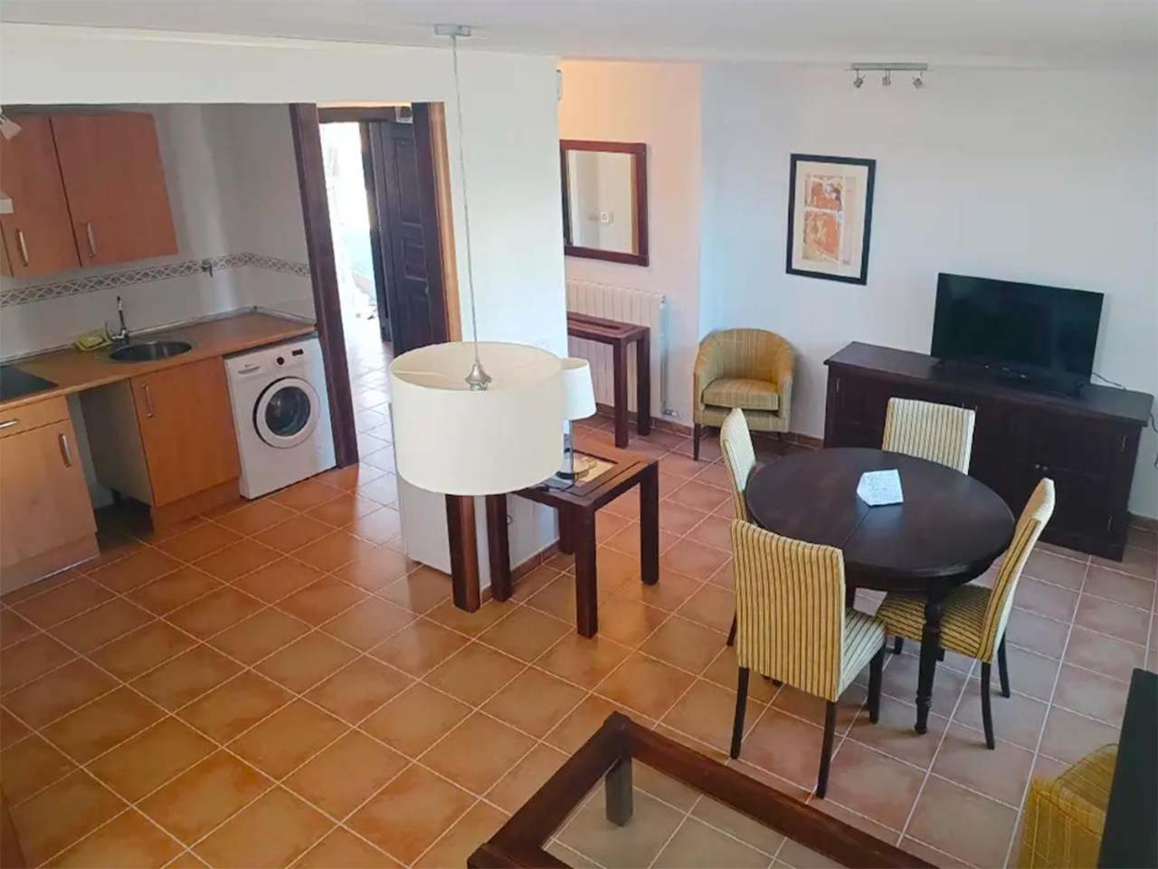 Apartamentos Jaca Mirador De Badaguas 3000 المظهر الخارجي الصورة
